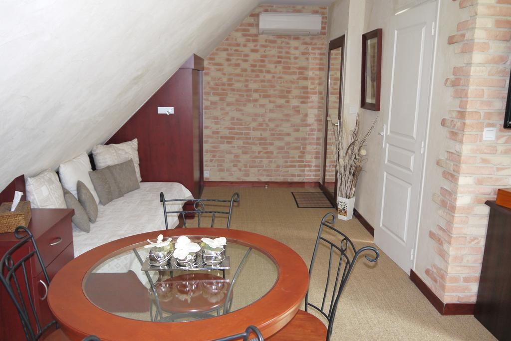 Le Clos De Kerhouil Saint Anne-dʼAuray Rum bild