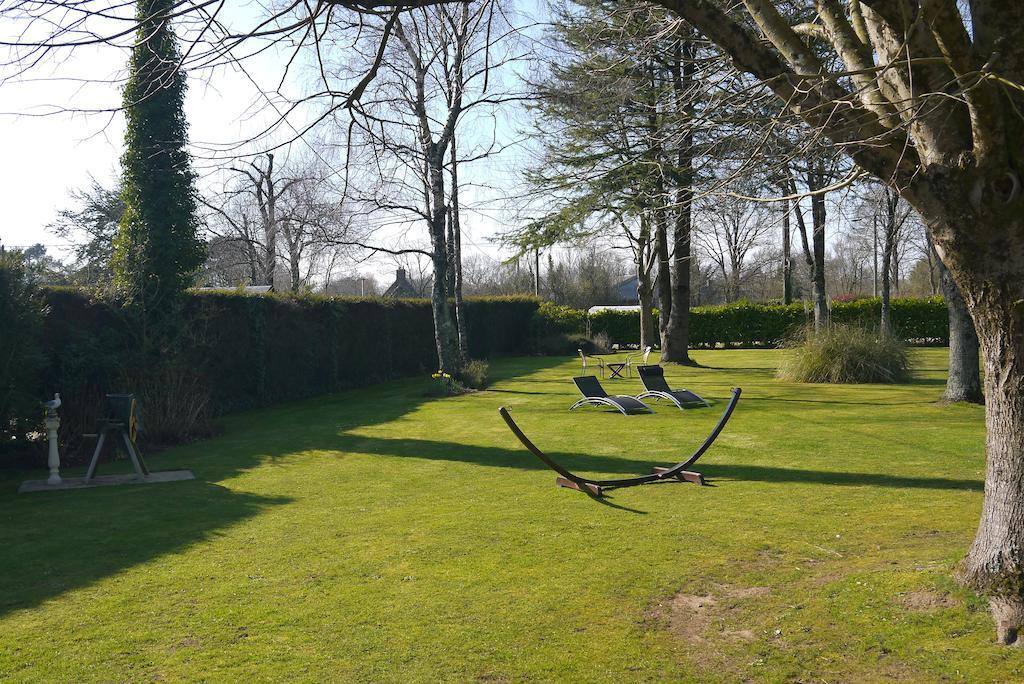 Le Clos De Kerhouil Saint Anne-dʼAuray Exteriör bild